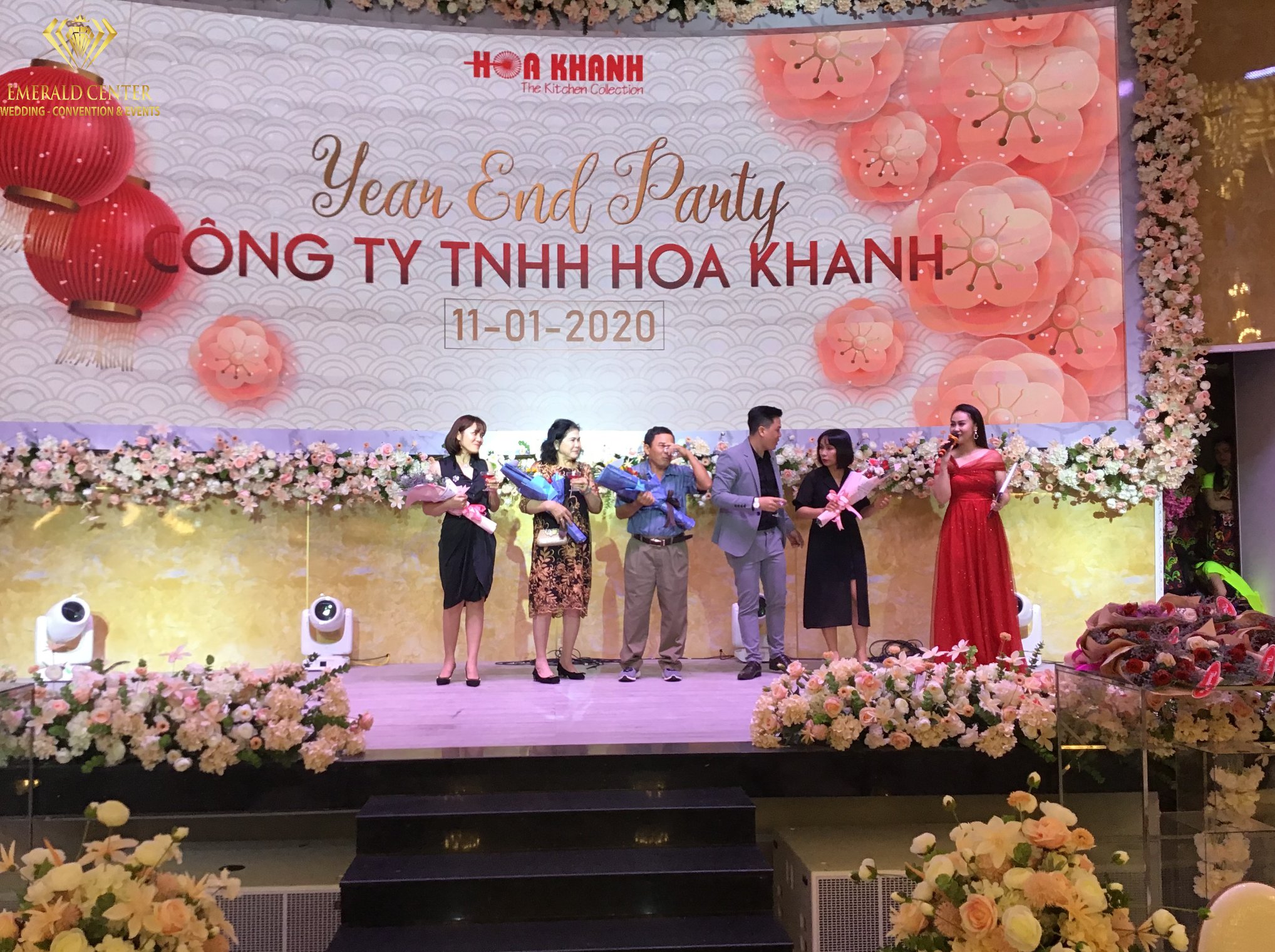 Nhà Hàng Tổ Chức Tiệc End Year Party Tại Nha Trang