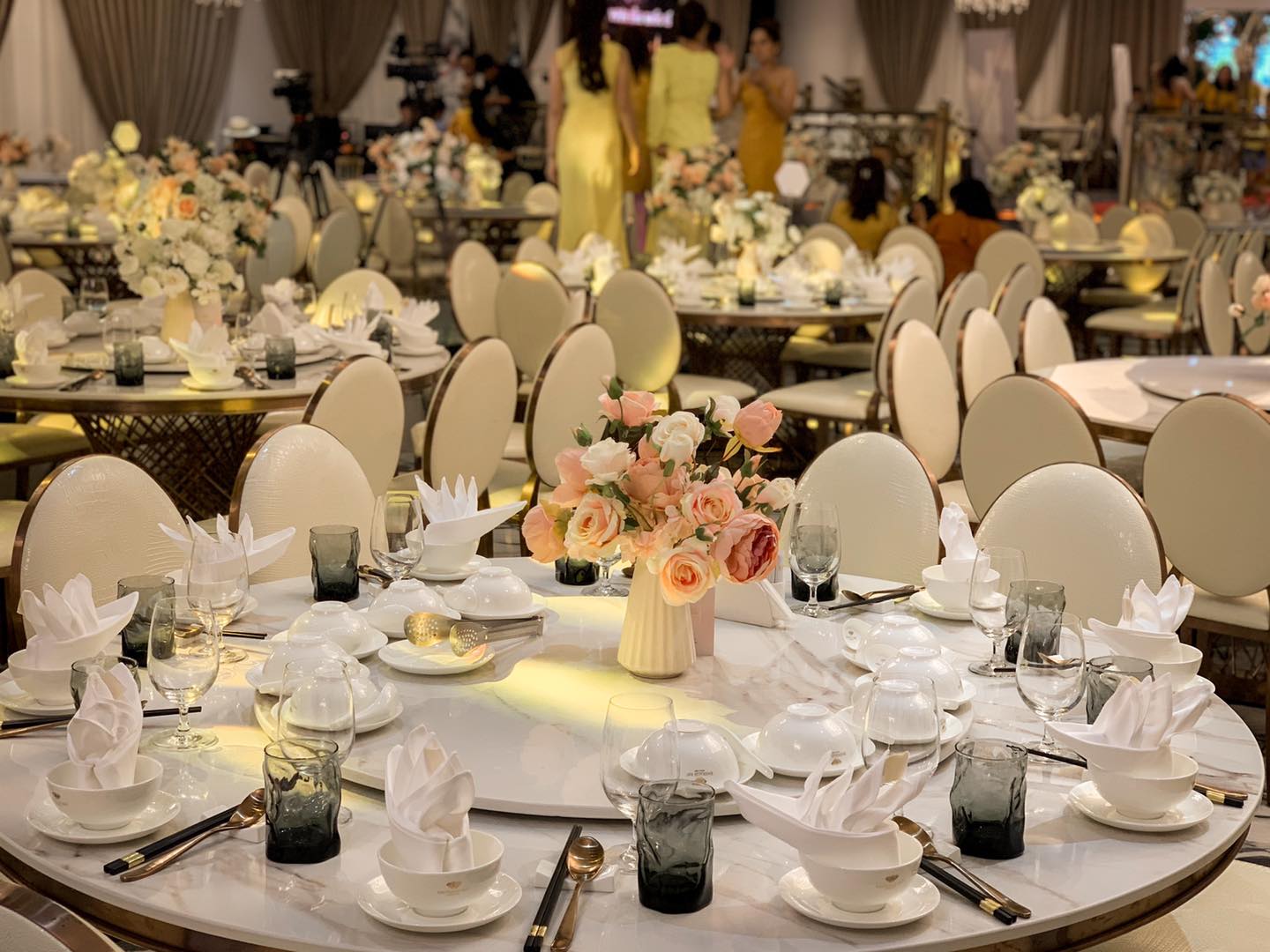 Địa Điểm Tổ Chức Tiệc Gala Dinner Cuối Năm Sang Trọng Tại Nha Trang